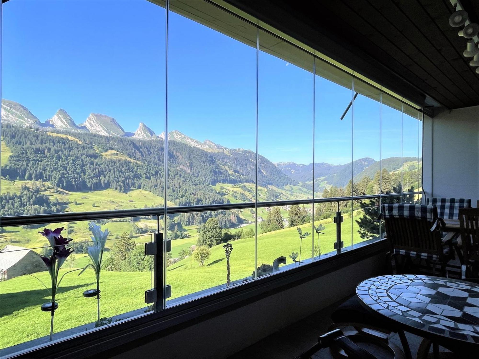 Vista Montagna Lägenhet Unterwasser Exteriör bild